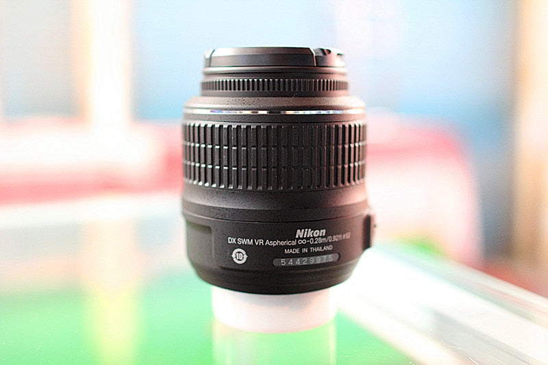 USED Nikon NIKKOR 18-55mm f/3.5-5.6G VR AF Lens Auto & Manual Front Lens Rear Lens Cap